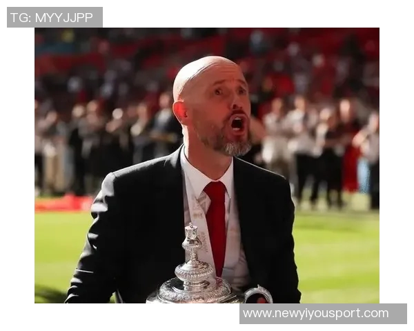 滕哈赫执教曼联的真实面貌与虚幻救世主的悲剧之路