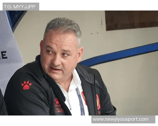 里瓦尔多之子里瓦尔迪尼奥正式加盟曼谷联队前青岛红狮球员新篇章开启